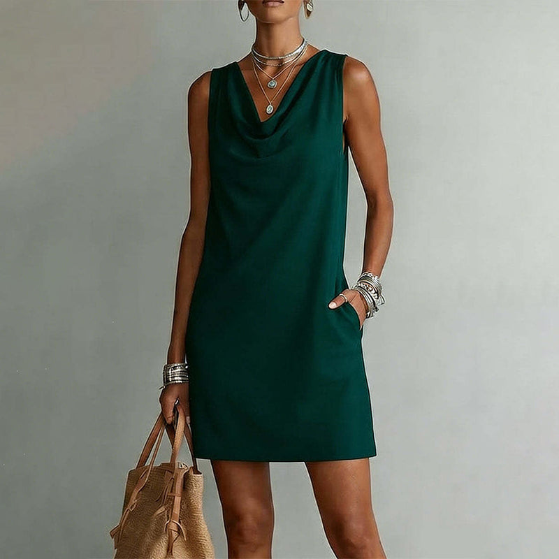 👗 50% RABATT! ⏰ Elegantes Slim-Fit-Kleid mit Wasserfallausschnitt – Ärmellos & mit Seitentaschen – Vielseitig & schmeichelhaft – perfekt für Büro, Dinner oder einen stilvollen Auftritt im Alltag ✨🌸-20